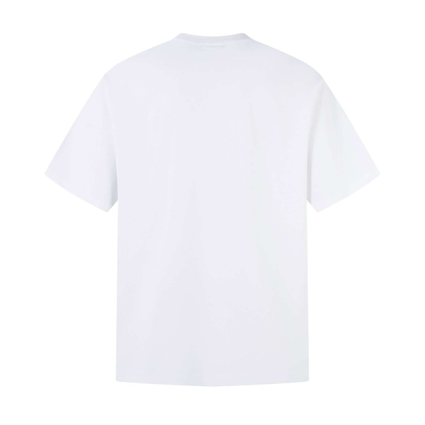 Camiseta Negra e Blanca.